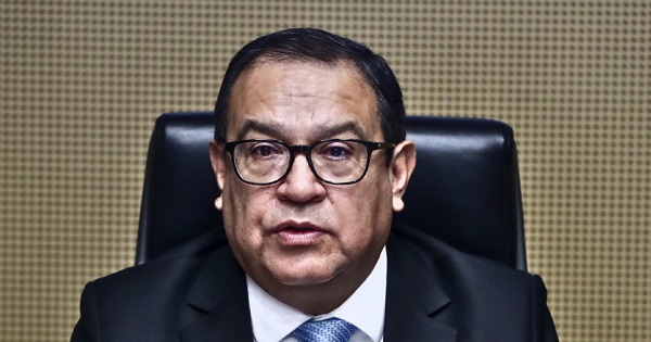 Alberto Otárola: amigas del premier obtienen jugosos contratos con el Estado tras visitarlo en su despacho