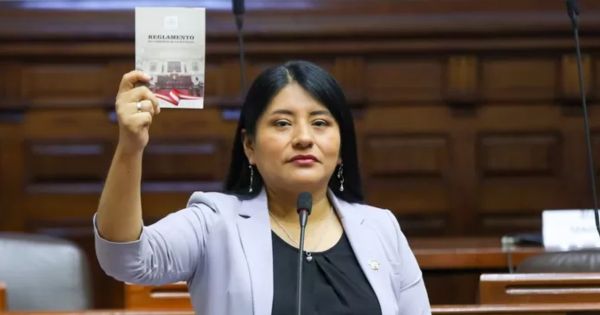 Portada: Nieves Limachi: PJ ordena a congresista pagar más de S/47 mil a Beneficencia de Tacna