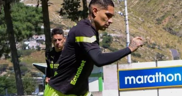 ¿Cuándo debutaría Paolo Guerrero con la LDU de Quito?