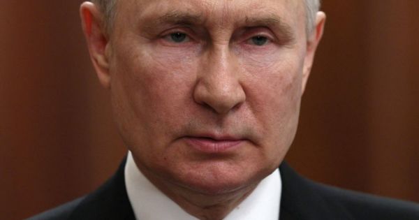 Portada: Vladímir Putin ordena maniobras con armas nucleares