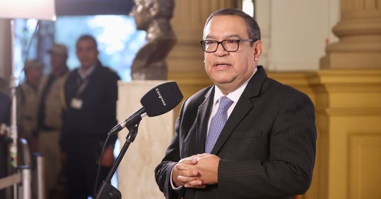 Alberto Otárola saluda moción para declarar persona non grata a AMLO: "El país está siendo atacado"