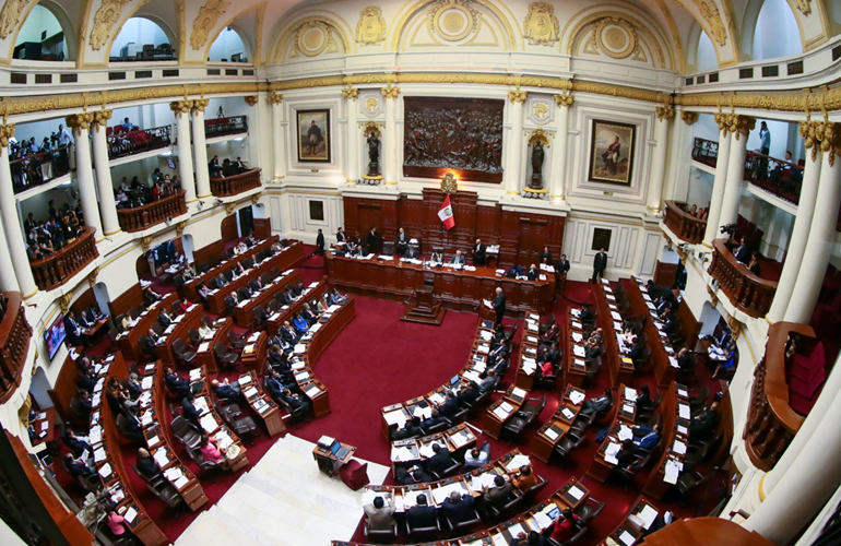 Portada: Juan Paredes Castro: “En el Congreso todos los que creen estar cerca del gobierno quieren ser Ministros”