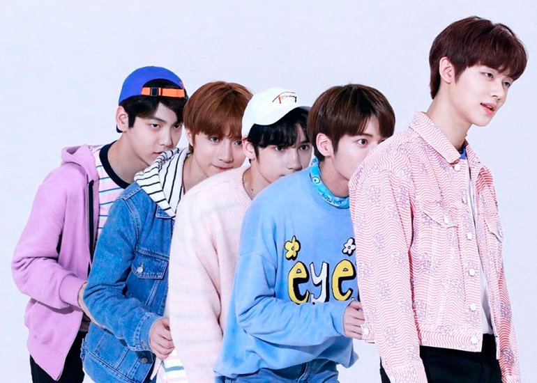 Portada: TXT escoge el nombre oficial de sus fans