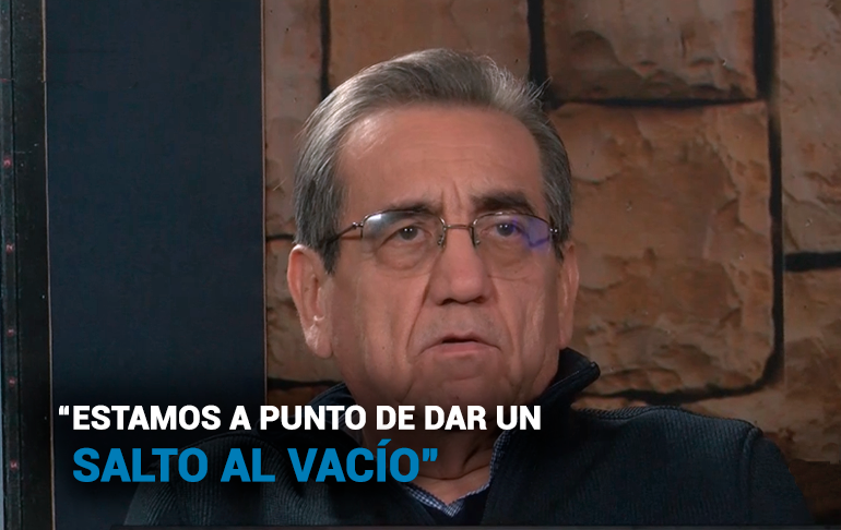 Portada: Jorge Del Castillo: “Vizcarra tiene un programa que choca con la Constitución”