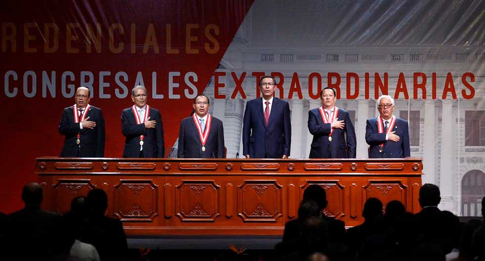 JNE entregó credenciales a congresistas electos