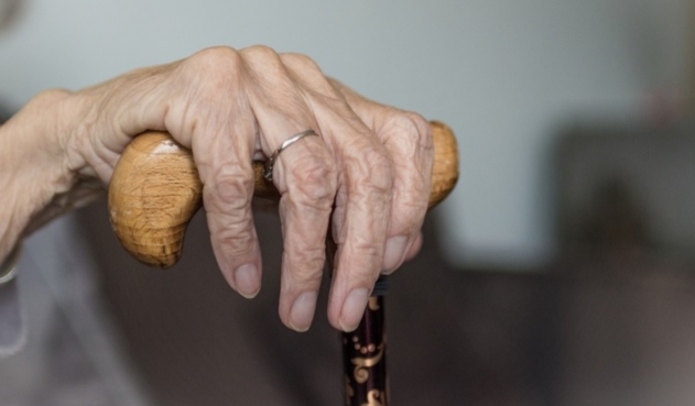 Portada: Mujer de 103 años vence al coronavirus en Bélgica