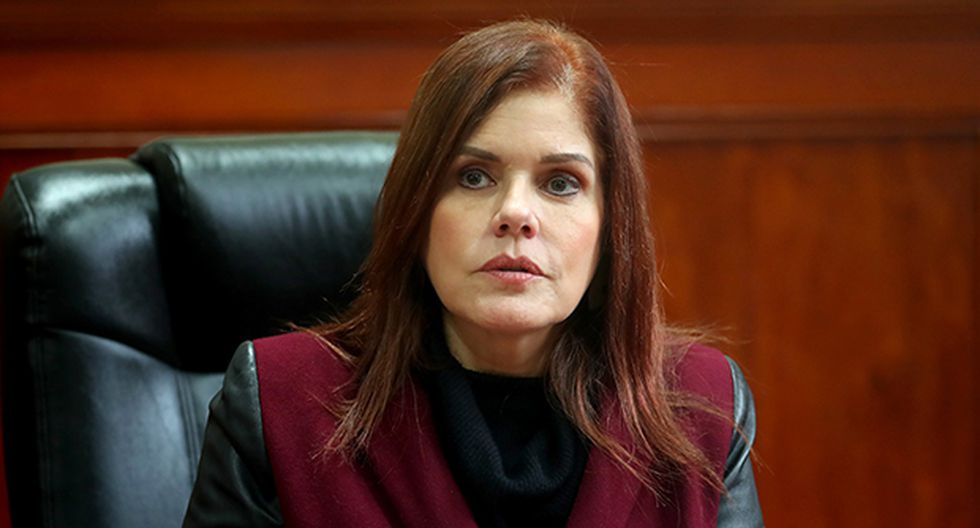 Portada: Congreso aprobó renuncia de Mercedes Aráoz a la vicepresidencia de la República