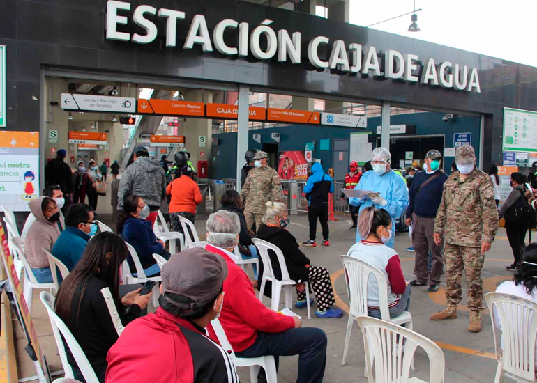 Portada: Paraderos en Lima son focos de contagio