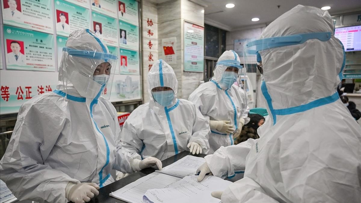 Científicos chinos encuentran coronavirus en semen de pacientes contagiados