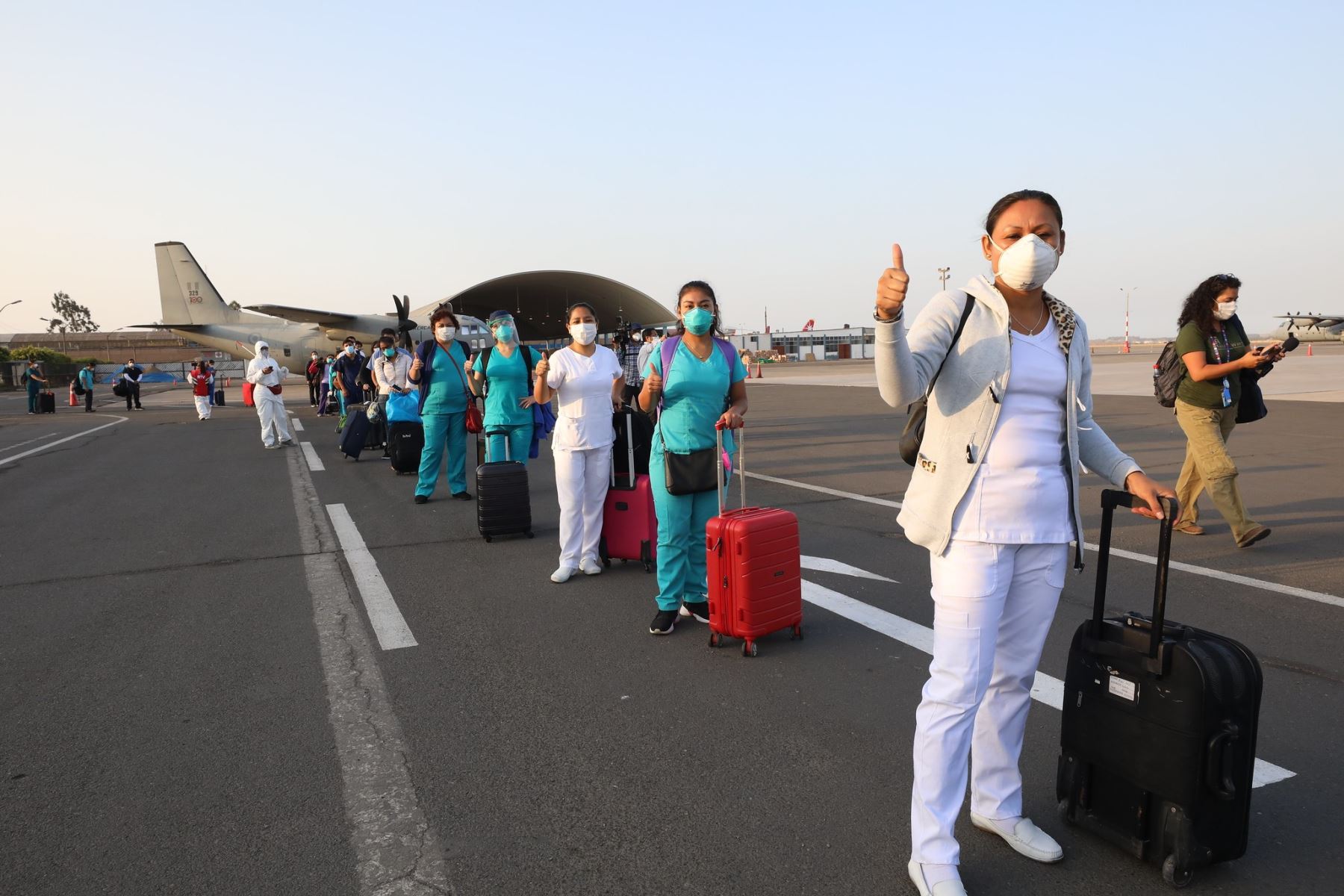 Ministros y equipo médico viajan a Lambayeque y Loreto para reforzar atención de salud