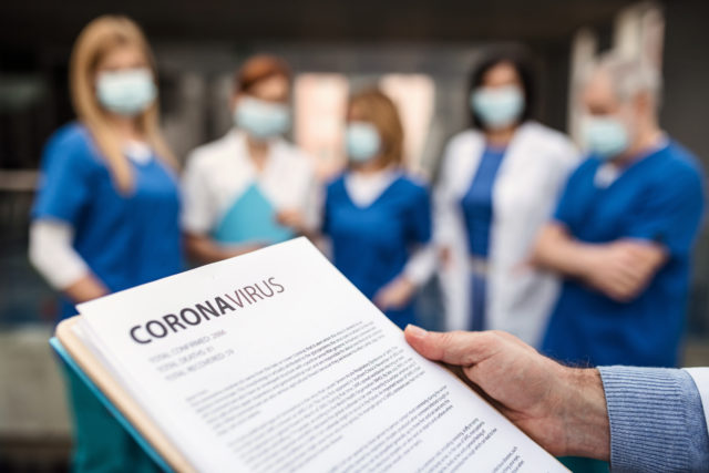 Portada: Clínicas deberán informar sobre precio de medicamentos y servicios para atención del coronavirus