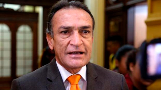 Congreso: Subcomisión aprobó denuncia en contra de Héctor Becerril