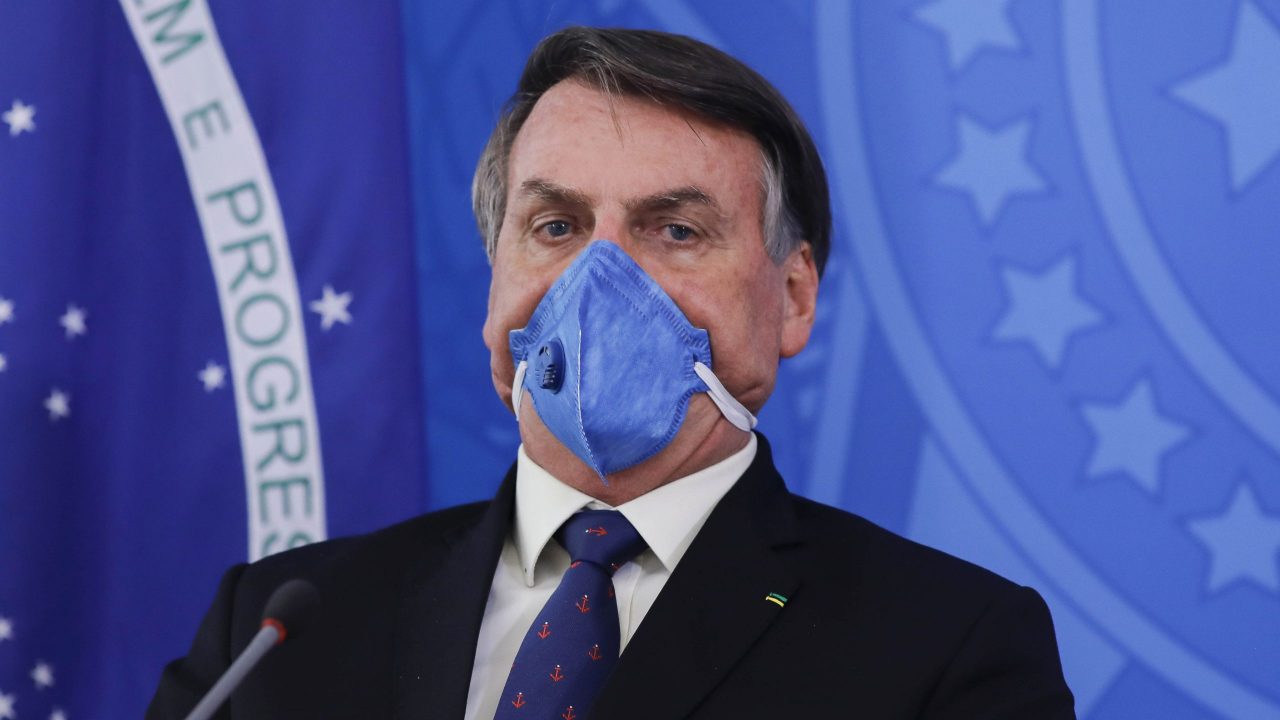 Portada: Jair Bolsonaro presenta síntomas de coronavirus y es sometido a test de descarte