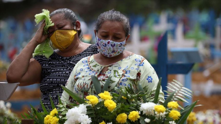 Brasil abre sus fronteras a extranjeros pese a récord de contagios