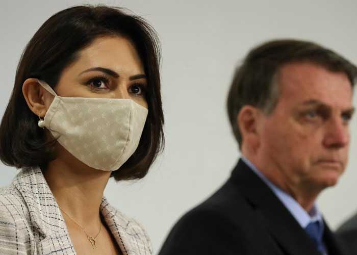 Esposa de Jair Bolsonaro da positivo al coronavirus