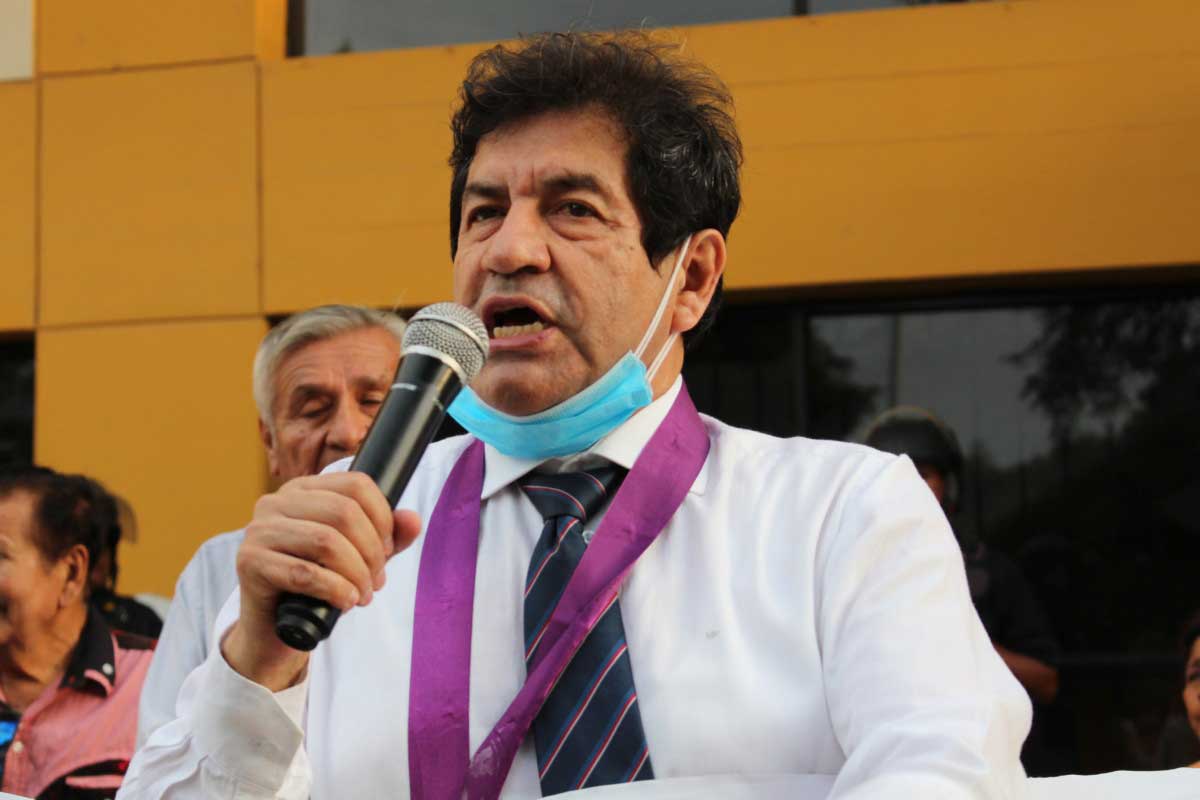 Decano del Colegio Médico: Estado "decepcionó" al comunicar S/200 como pensión de orfandad