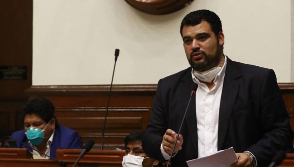 Portada: Congresista Guillermo Aliaga renuncia a Subcomisión de Acusaciones Constitucionales