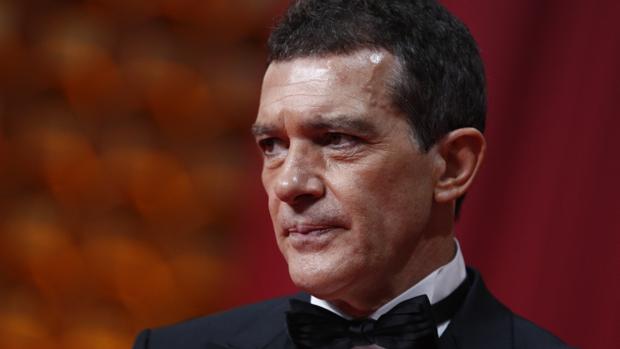 Antonio Banderas dio positivo por coronavirus en el día de su cumpleaños