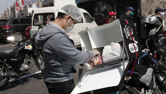 ¿Qué trabajadores y profesionales podrán circular los domingos?