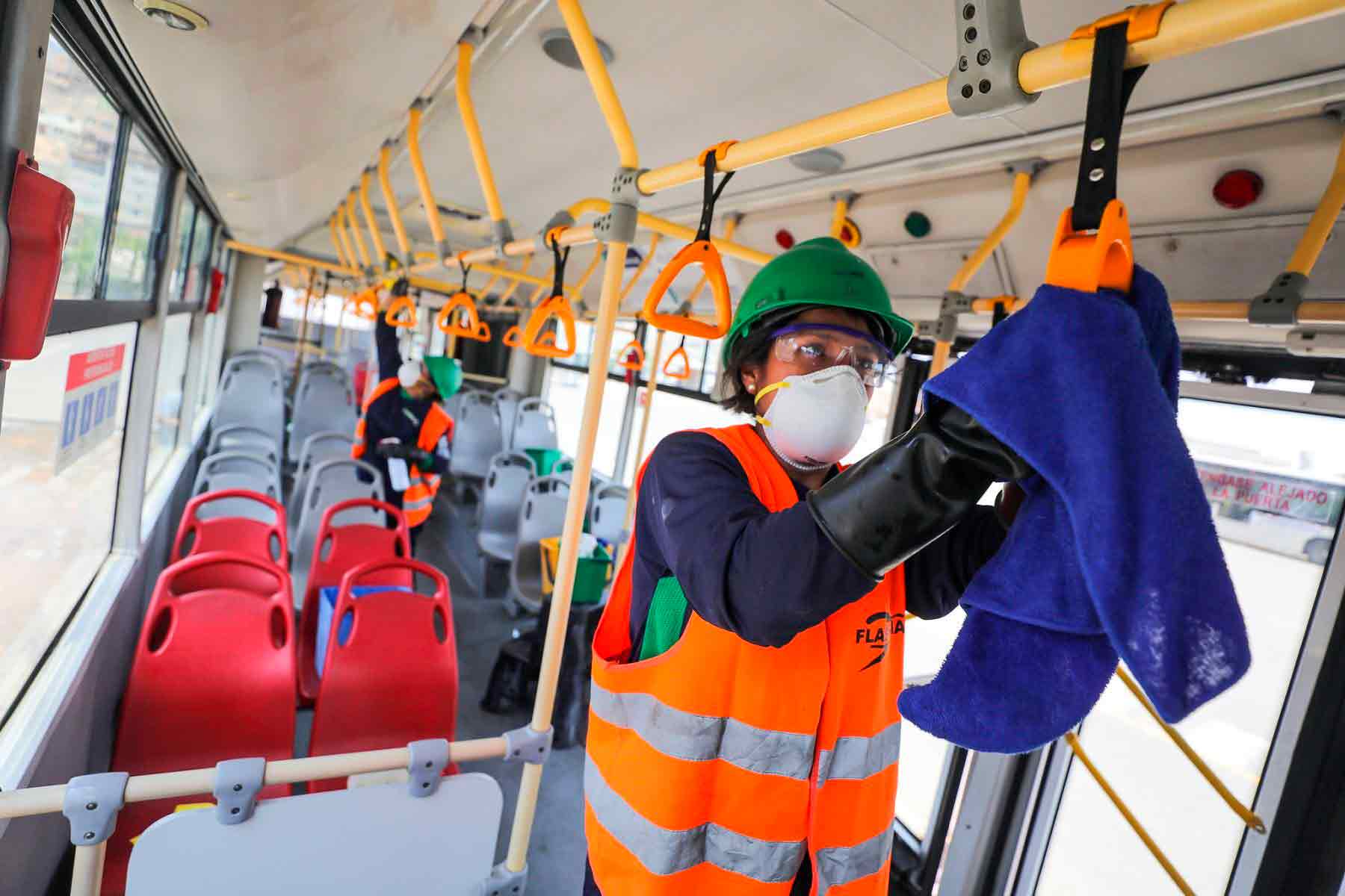 Portada: Contraloría: ATU contrató a proveedores sin experiencia fueron para desinfección del Metropolitano, Corredores y buses