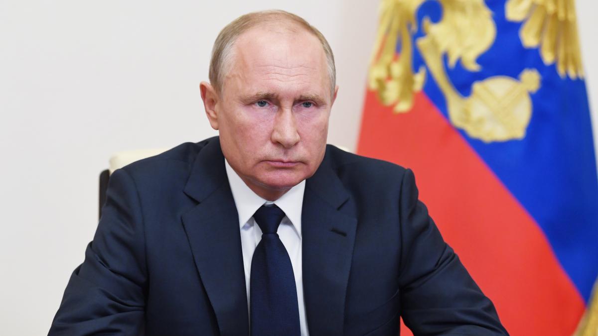 Portada: Putin: La segunda vacuna rusa contra la Covid-19 estará lista en septiembre