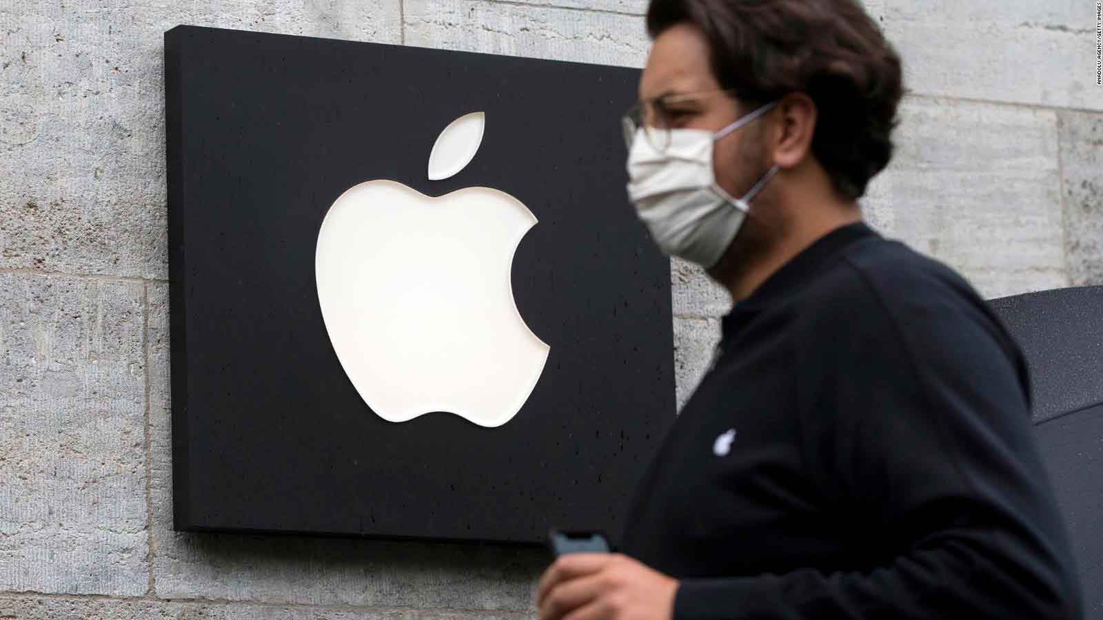 Portada: Apple diseña mascarilla exclusiva para sus trabajadores