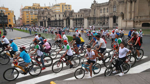 Portada: MTC: "Las bicicletas no están prohibidas para circular los días domingos"