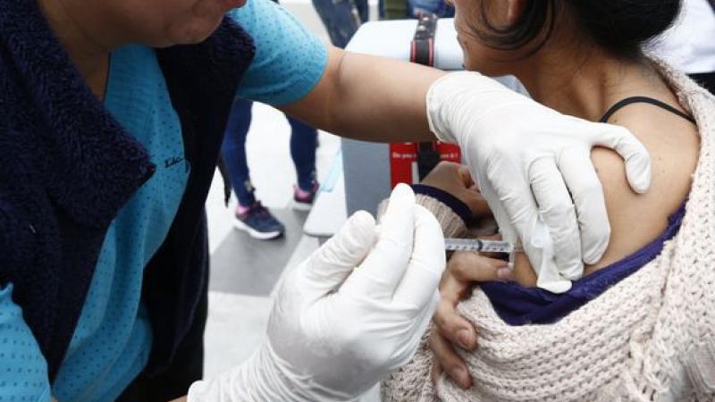 Potencial vacuna china contra el coronavirus ya está siendo aplicada en el país