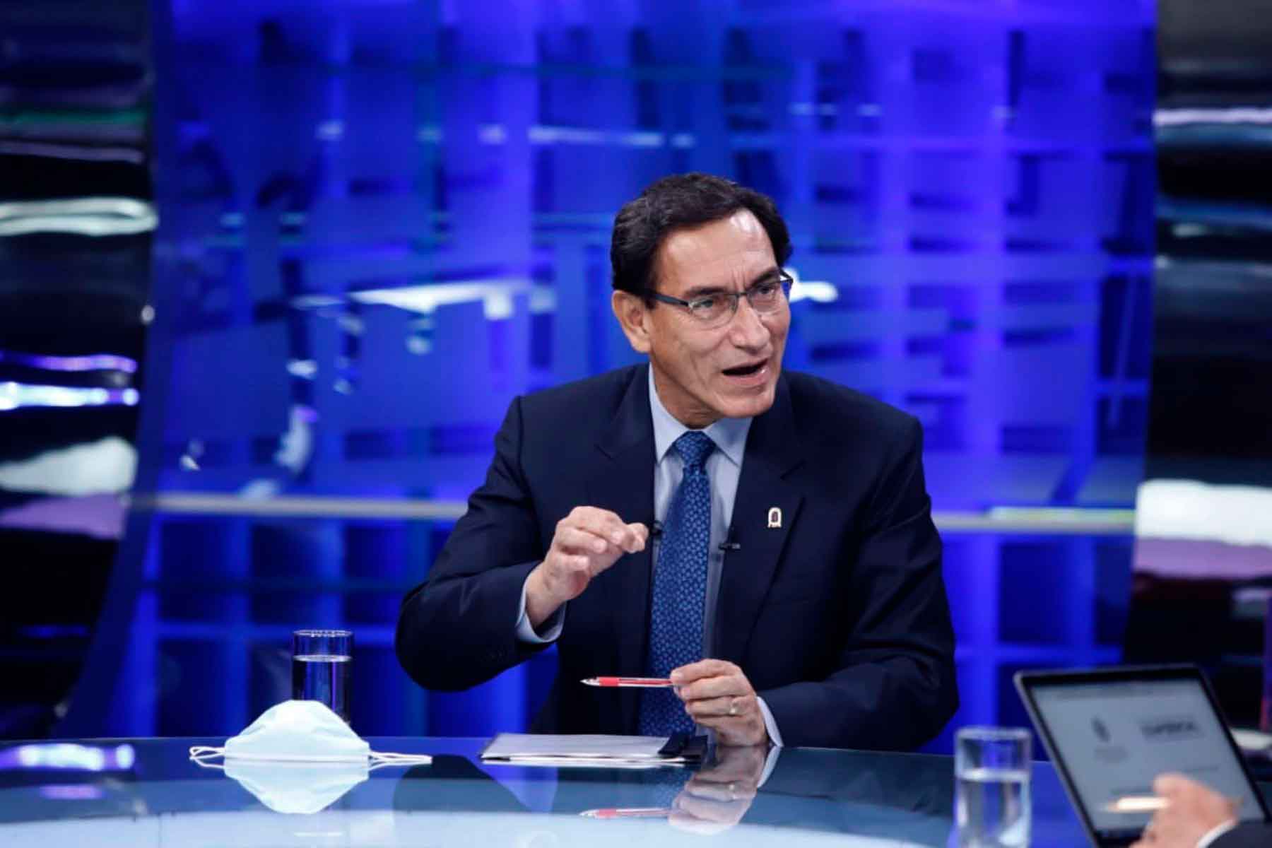 Vizcarra: “Hay poderes económicos y políticos que quieren sacarme del Gobierno”