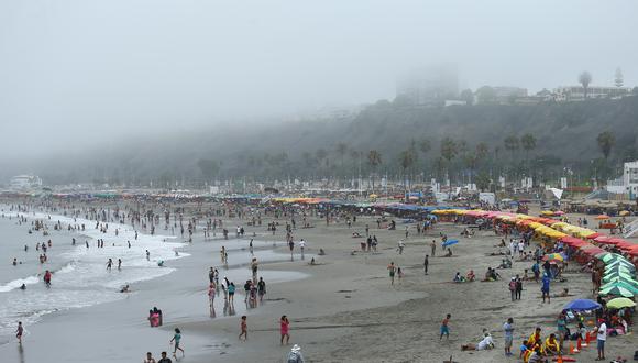 Martos: "En una primera fase las playas serán usadas solo para el deporte"