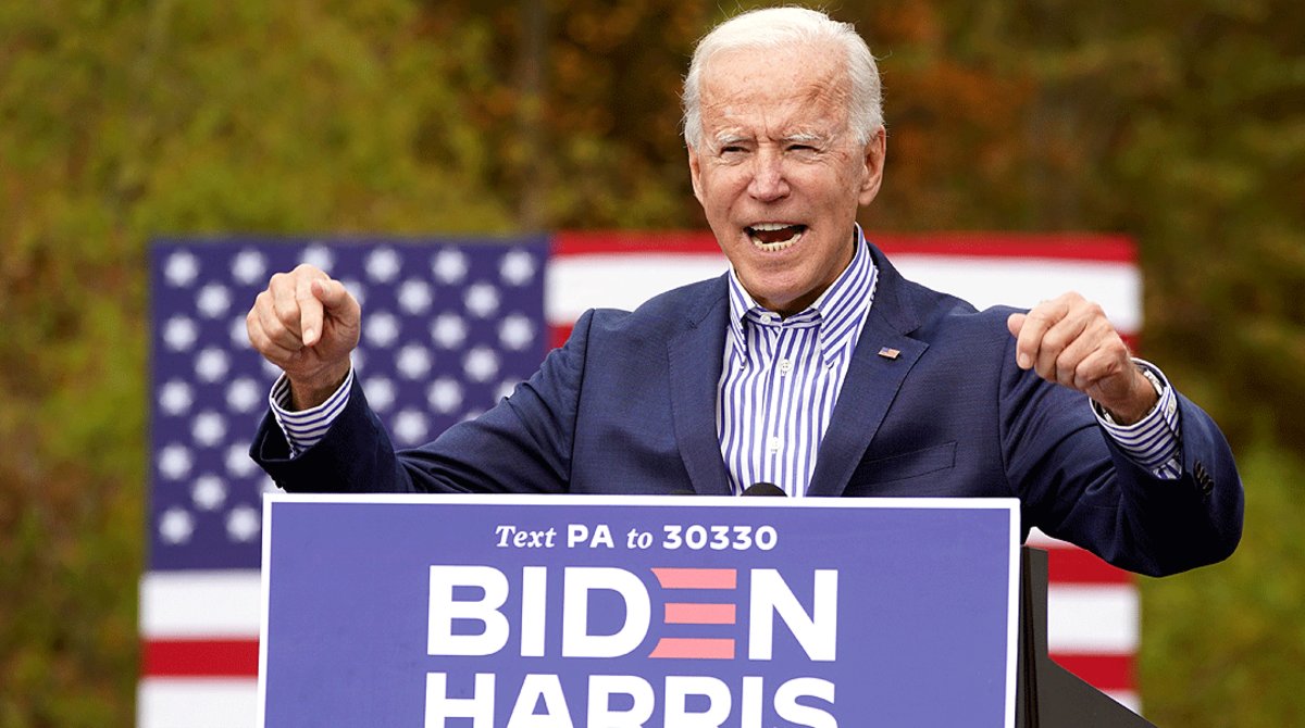 Biden aventaja en 7.2 puntos a Trump, según el promedio de sondeos de RealClearPolitics