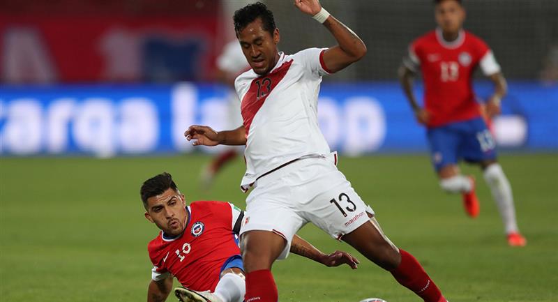Perú perdió 2-0 contra Chile y sigue sin ganar en las Eliminatorias a Qatar 2022