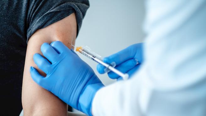 Minsa: Perú tiene aseguradas más de 23 millones de vacunas contra el coronavirus