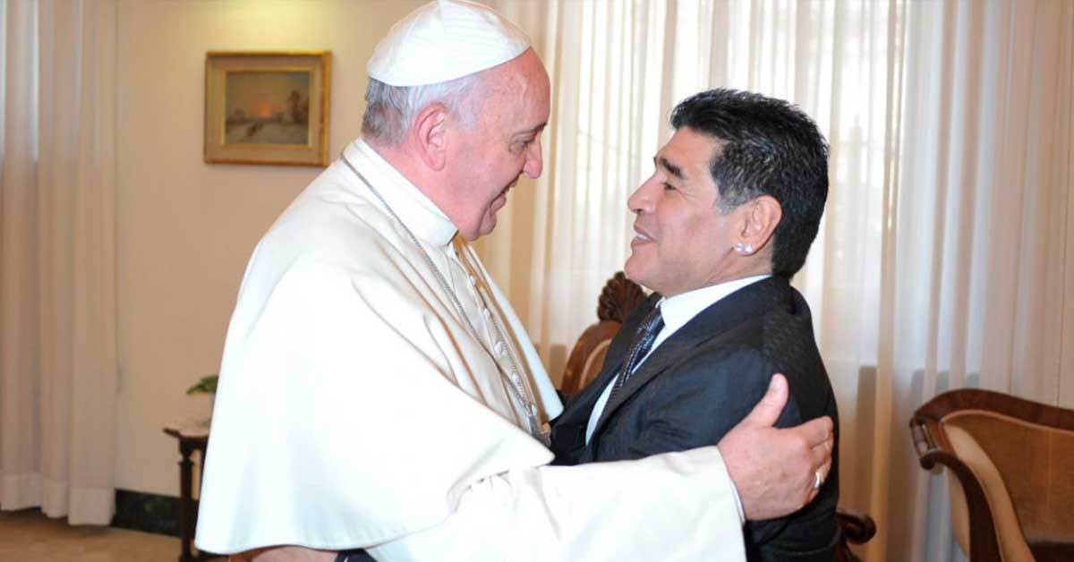 El Papa Francisco recuerda "con afecto" a Maradona y anunció rezará por él