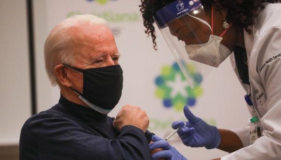 Joe Biden recibió la vacuna contra la COVID-19