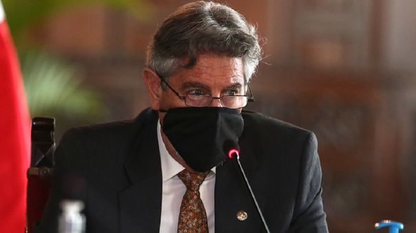 Sagasti: "Sancionaremos a los policías que desacataron la prohibición de usar armas de fuego"