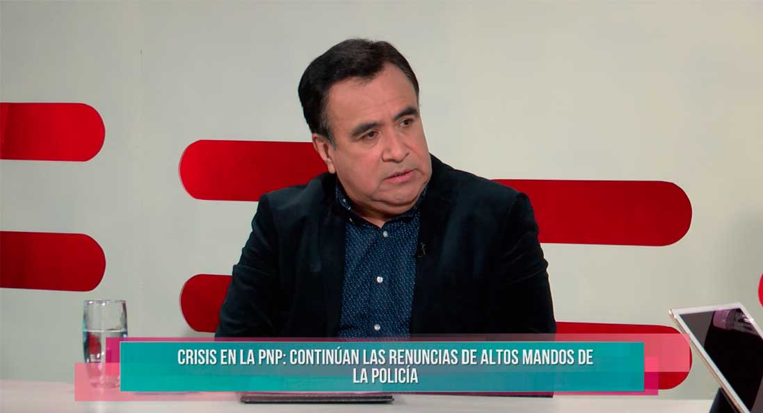 Portada: General PNP Óscar Gonzáles Rabanal: "Quieren descabezar a la Policía"