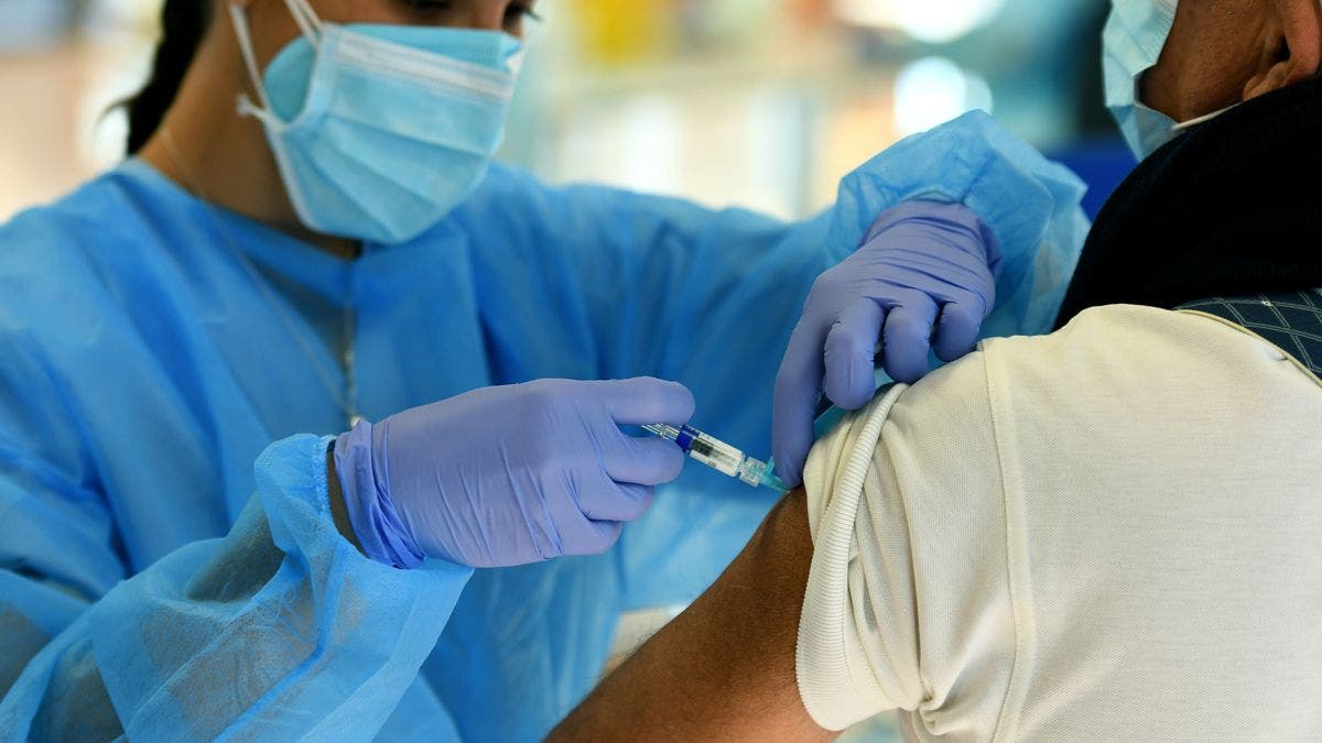 OMS descarta por el momento vacunación obligatoria contra el coronavirus