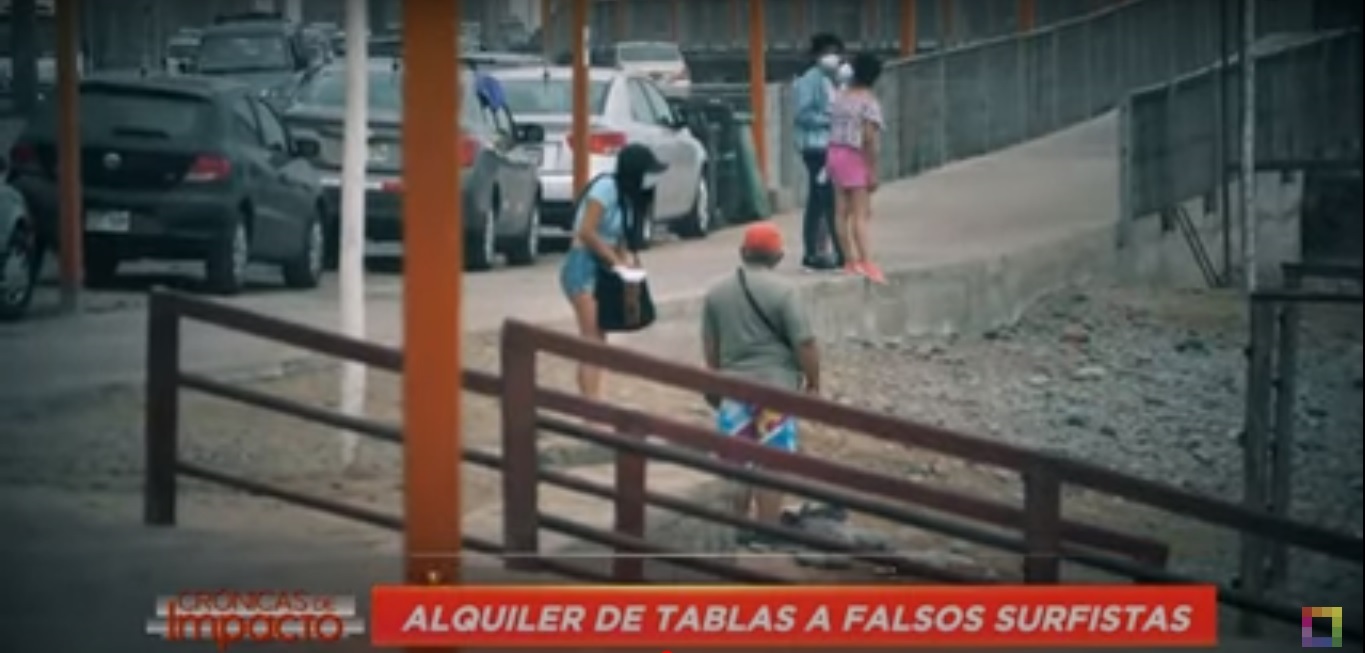 Portada: Crónicas de impacto: Alquiler de tablas a falsos surfistas