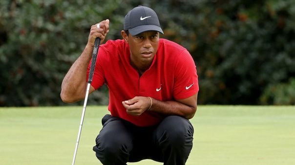 Tiger Woods es hospitalizado tras sufrir un accidente automovilístico