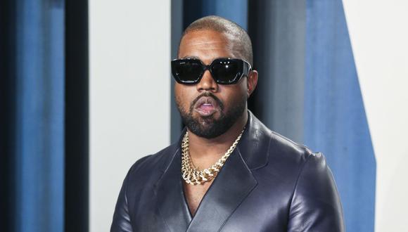 Kanye West es demandado por 800 empleados por incumplir en pago de salarios