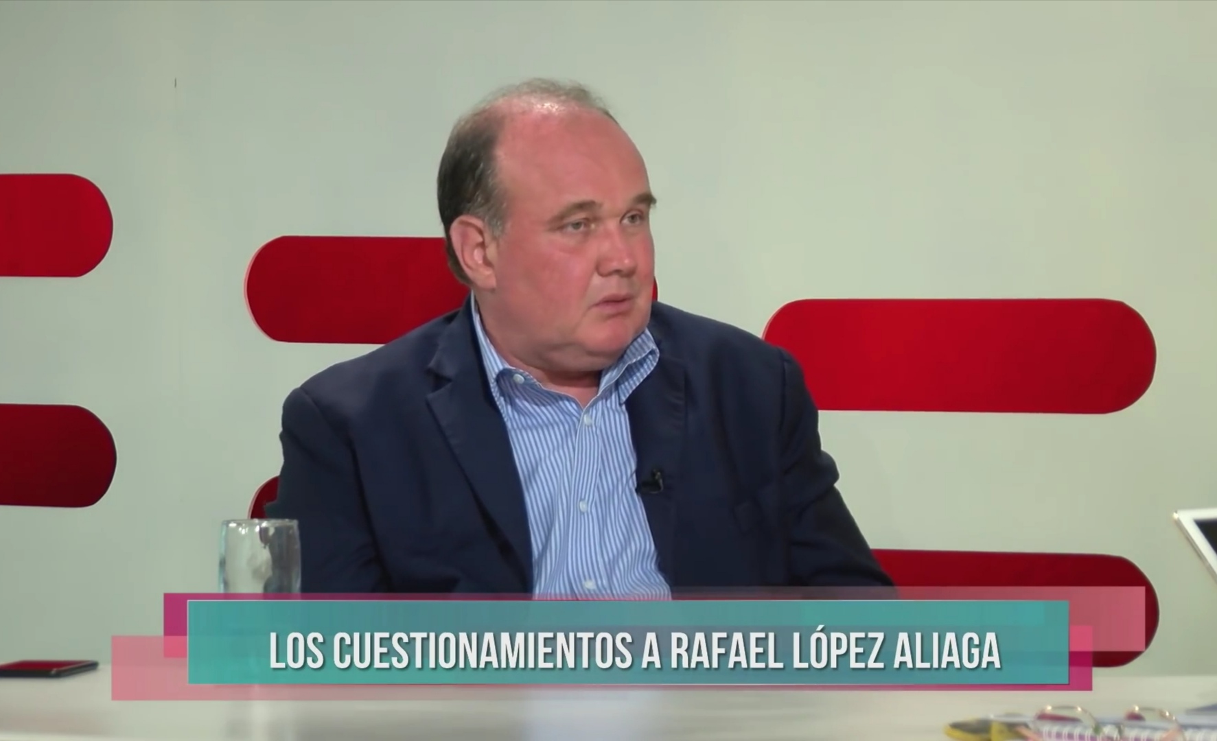 Portada: Rafael López Aliaga: “Estoy sólo contra el mundo”