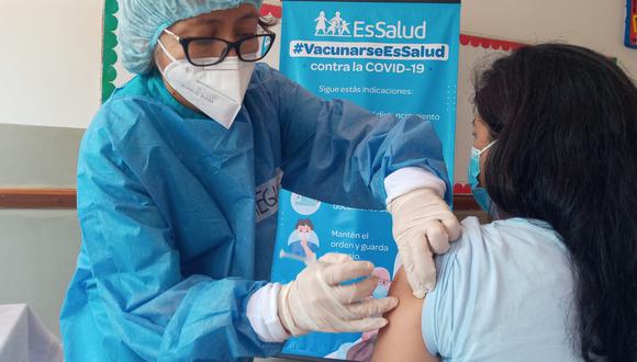 Conoce el padrón de los adultos mayores que serán vacunados contra el coronavirus por EsSalud desde este lunes 8 de marzo