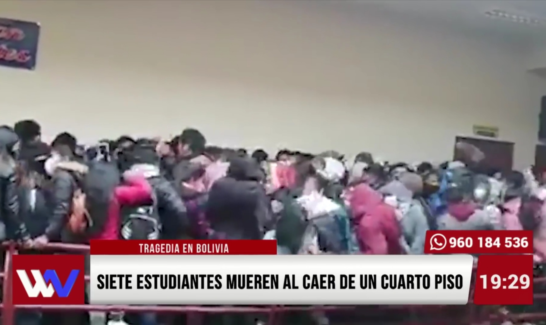 Portada: Bolivia: Siete estudiantes mueren al caer de un cuarto piso