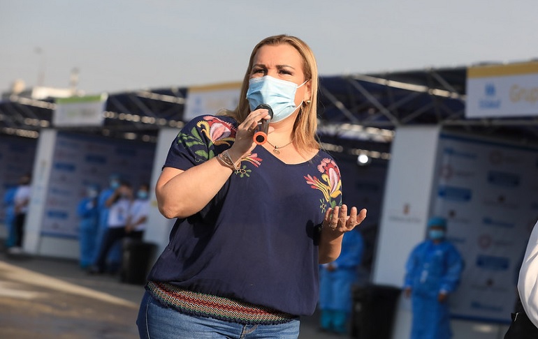 Portada: Fiorella Molinelli anunció compra de 400 ventiladores mecánicos y 17 plantas de oxígeno