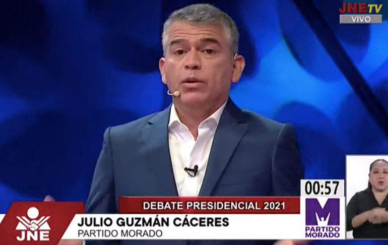 Julio Guzmán a Rafael López Aliaga: "Es una falta de respeto que lea sus propuestas"