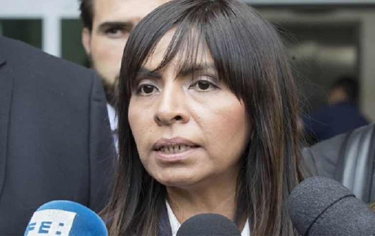 Portada: Giulliana Loza: Domingo Pérez intenta “meterse escandalosamente” en el proceso electoral