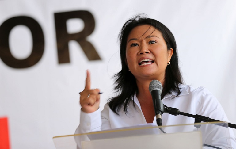 Keiko Fujimori arremete contra Rafael López Aliaga: “Ese señor está rayadazo y solito va a caer por su propia lengua”