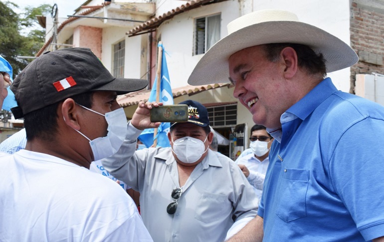 Rafael López Aliaga anuncia alianza con el Frente Patriótico de Antauro Humala