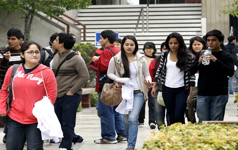 Portada: Congreso aprobó ley del bachillerato automático para egresados del 2020 y 2021